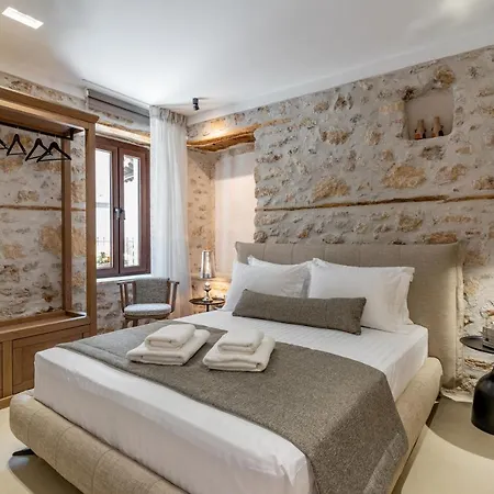 Vila Ikia Katsani With Private Parking