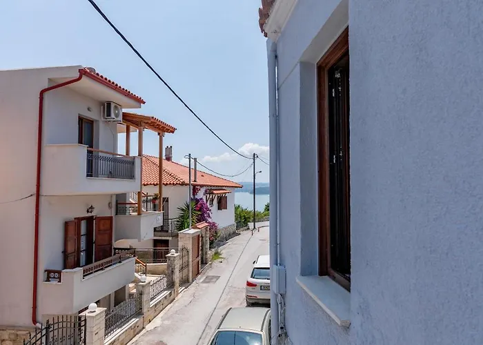 Ikia Katsani Villa