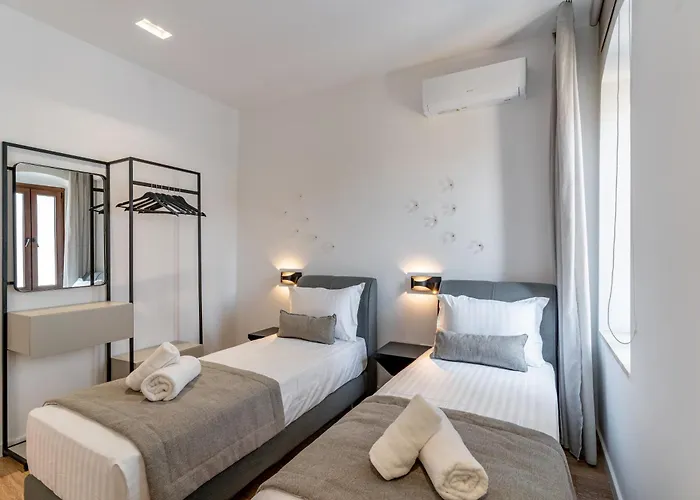 וילה Ikia Katsani